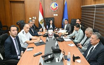 محافظ البحيرة تتابع سير العملية الانتخابية من غرفة التحكم وتؤكد انتظام جميع لجان انتخابات الشيوخ