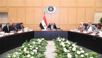كامل الوزير يبحث مع كبار الصناعيين توطين صناعة صاج السيارات في مصر