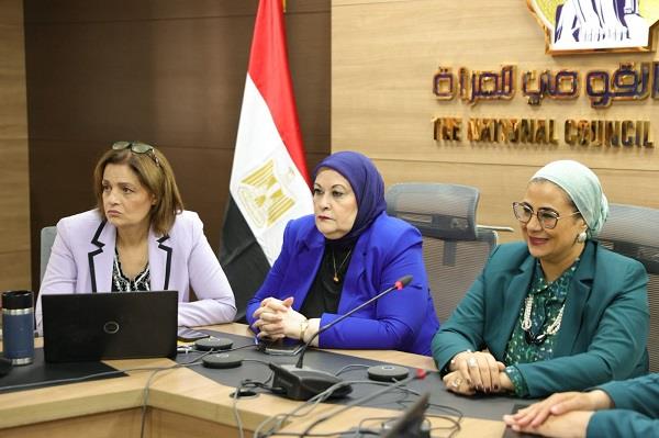 أمل عمار تتفقد غرفة عمليات «القومي للمرأة» لمتابعة تصويت السيدات بانتخابات الشيوخ 2025