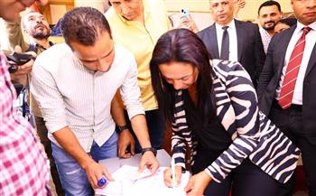 وزيرة التضامن تدلي بصوتها في انتخابات الشيوخ وتدعو المواطنين للمشاركة 