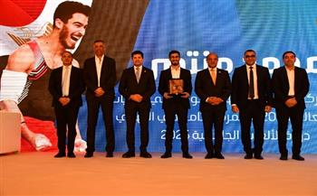 بعد تتويجهم بالميداليات.. وزير الرياضة يكرم منتخب مصر للجمباز الفني والإيقاعي