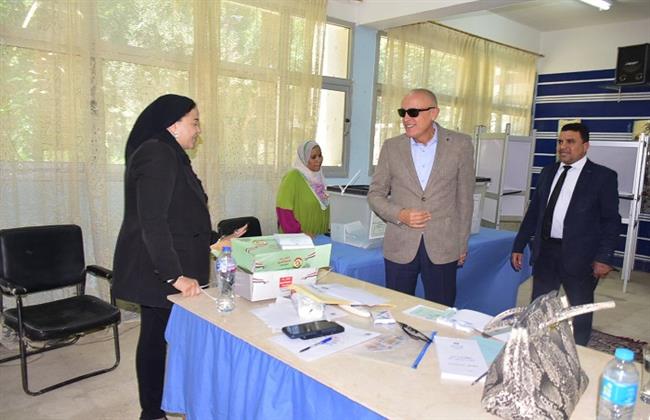 محافظ الأقصر يتفقد لجان انتخابات مجلس الشيوخ.. وتوافد آلاف الناخبين للتصويت