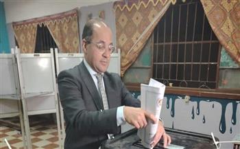 وزير المالية يُدلي بصوته في انتخابات مجلس الشيوخ 2025