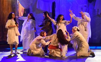 المهرجان القومي للمسرح المصري18| «سجن النسا» بحضور لجنة التحكيم وإقبال جماهيري 