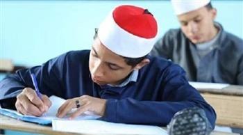 رئيس منطقة شمال سيناء الأزهرية يتفقد لجان امتحانات الدور الثاني للشهادتين الابتدائية والإعدادية