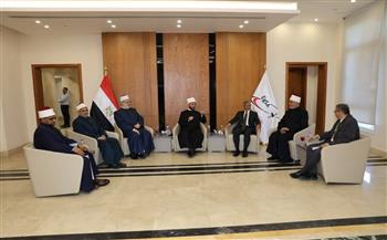 وزير الأوقاف يؤكد دعمه لمبادرة إصدار موسوعة علمية فقهية تتناول النوازل الفقهية لرواد الفضاء