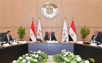 وزير الري يترأس اجتماع اللجنة العليا لتراخيص الشواطئ 