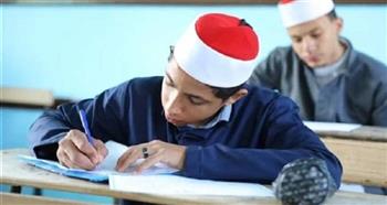 رئيس منطقة شمال سيناء الأزهرية يتفقد لجان امتحانات الدور الثاني للشهادتين الابتدائية والإعدادية