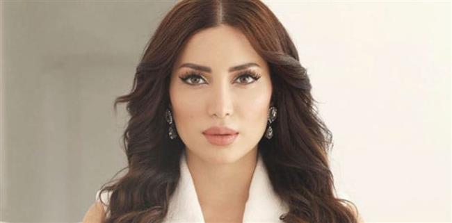 ضمن أفضل 10 أغانٍ.. نسرين طافش تكسر حاجز المليون بـ«روقان»  