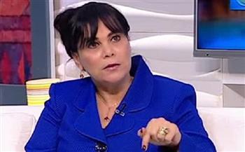"قومي المرأة" يهنئ الدكتورة عزة كامل لفوزها بجائزة التميز للمرأة العربية