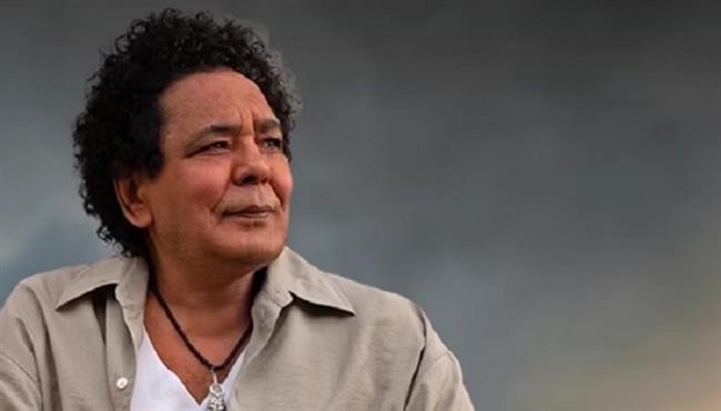 محمد منير يدخل المستشفى وتأجيل حفل العلمين لحين تعافيه