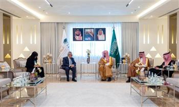 سفير مصر بالرياض يبحث مع النائب العام السعودي دعم التعاون القضائي بين البلدين