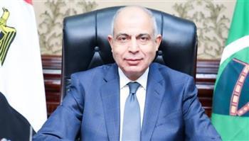 محافظ المنيا يوجه بدعم 38 حالة من الأسر الأولى بالرعاية