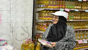 أسعار اللحوم والزيت والسكر بعد التخفيض في المجمعات الاستهلاكية| فيديو 