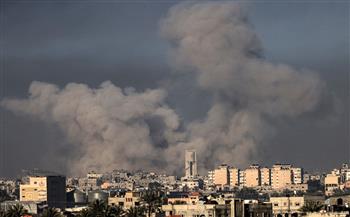 استشهاد 7 فلسطينيين وإصابة 34 آخرين إثر استهداف قوات الاحتلال الإسرائيلي وسط قطاع غزة