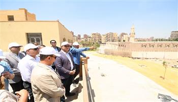 وزير الإسكان ومحافظ القاهرة يتابعان تنفيذ حدائق تلال الفسطاط في قلب العاصمة