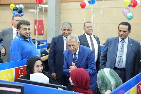 رئيس الأكاديمية العربية يتفقد المرحلة الختامية للمسابقة المصرية للبرمجة لشباب الجامعات