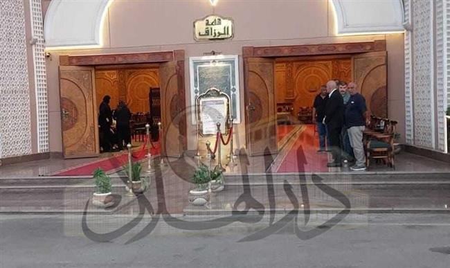 بدء عزاء الفنان سيد صادق من مسجد الشرطة