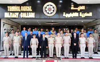 الكلية العسكرية التكنولوجية تحتفل بتخريج الدورة الثانية للمرشحين للعمل بمصلحة الطب الشرعى بوزارة العدل