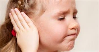أعراض التهاب الأذن الوسطى عند الأطفال