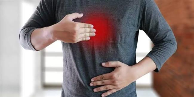 الحموضة بعد تناول الطعام .. لا تهمل أعراضها