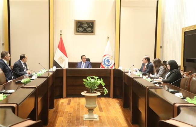 وزير الصحة يبحث مع “بايوجينرك فارما” تعزيز التعاون لتطوير صناعة الأدوية الحيوية