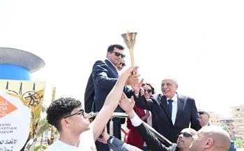 وزير الشباب والرياضة يطلق شعلة بطولة أولمبياد الشركات رقم 58 