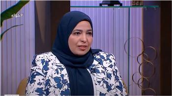 ما حكم ظهور قدم المرأة في الصلاة؟.. أمينة الفتوى تجيب