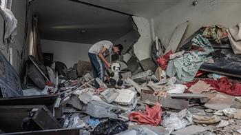 استشهاد عدد من الفلسطينيين بينهم امرأة حامل وأطفال في غارات إسرائيلية على غزة