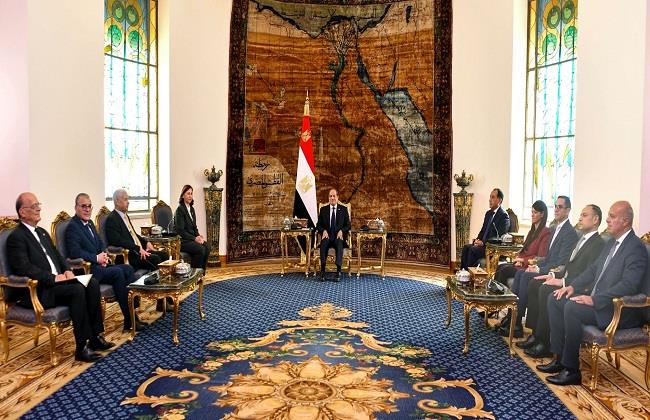 الرئيس السيسي يشيد بما بذله نظيره التونسي في قيادة جهود الإصلاح وتعزيز النمو الاقتصادي