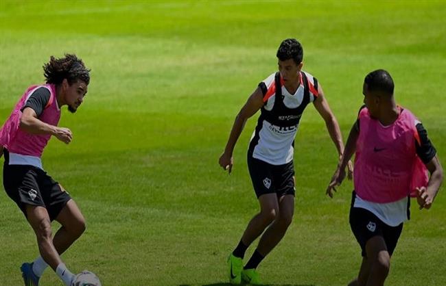 مران الزمالك .. فيريرا يوجة اللاعبين الالتزام بالتعليمات استعدادا لـ المصرى 
