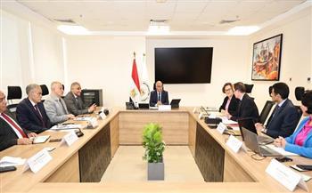 وزير الري يبحث مع المدير الإقليمي للوكالة الفرنسية للتنمية سبل تعزيز التعاون