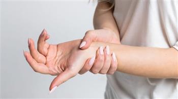 7 أسباب لارتعاش اليدين