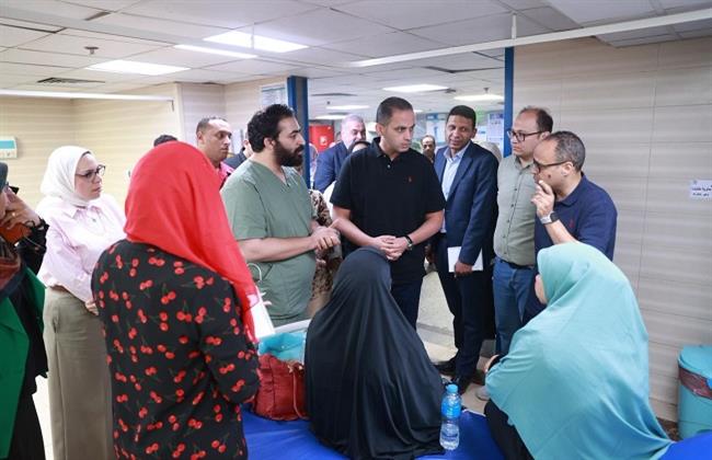 نائب وزير الصحة يجري جولة تفقدية مفاجئة لمستشفيي التأمين الصحي والصدر بالمنيا 