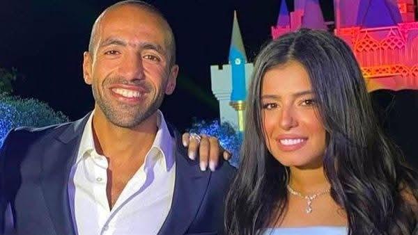 مريم عامر منيب تنعي خطيبها المطرب الشاب عمرو ستين