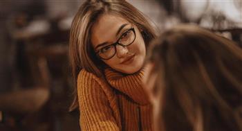 علامات تخبرك بامتلاكك قوة صامتة تلهم من حولك