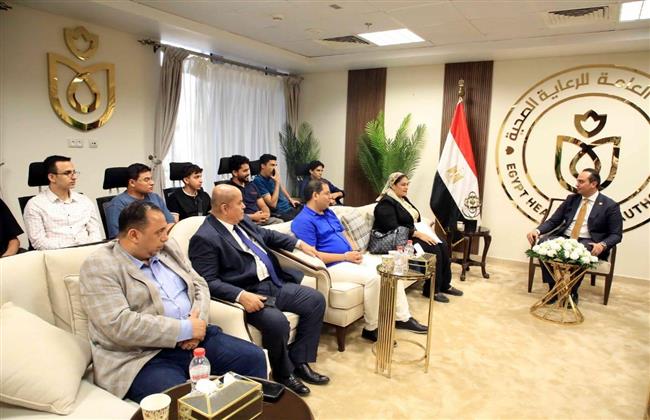 رئيس الرعاية الصحية يلتقي أوائل الثانوية العامة في لقاء وطني مميز