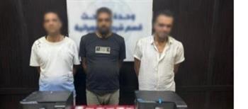 ضبط 3 أشخاص احترفوا تزوير العملات وترويجها في الجيزة