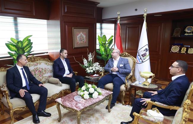 محافظ بني سويف يستقبل نائب وزير الصحة لبحث خطط تطوير المنظومة الصحية  
