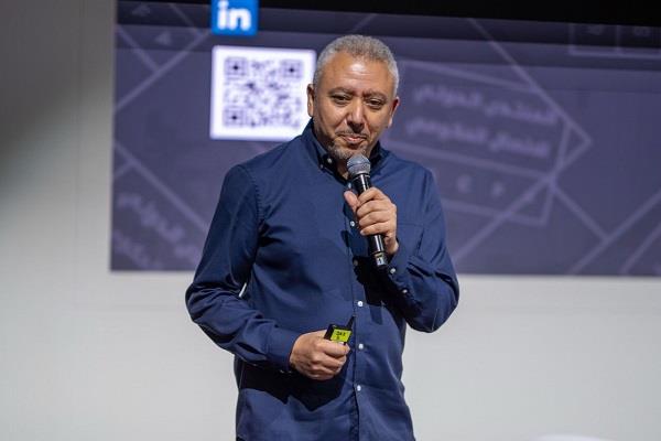 خبراء يقدمون منظورًا لمستقبل الصحافة في ظل الذكاء الاصطناعي