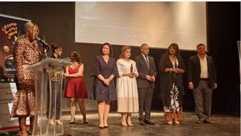 سيمون تتألق في مهرجان "بردية" وتُكرَّم على مسيرتها الفنية