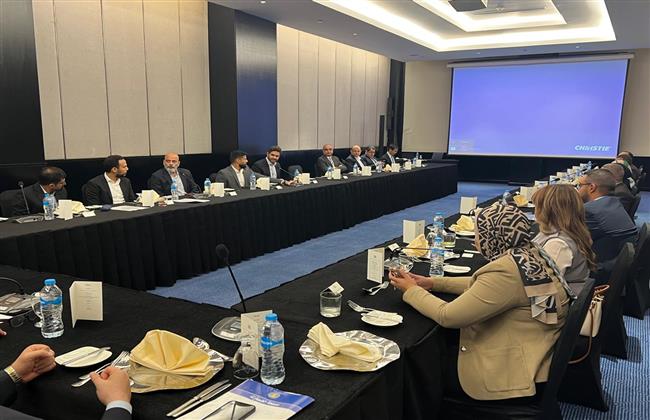 شريف الكيلاني نائب وزير المالية للسياسات الضريبية"اعتزاز وزارة المالية بالعلاقات الممتدة والوثيقة مع سنغافورة 