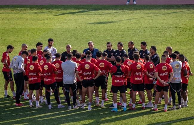 الخطيب للاعبي الأهلي: للصبر حدود.. والفترة الماضية للنسيان