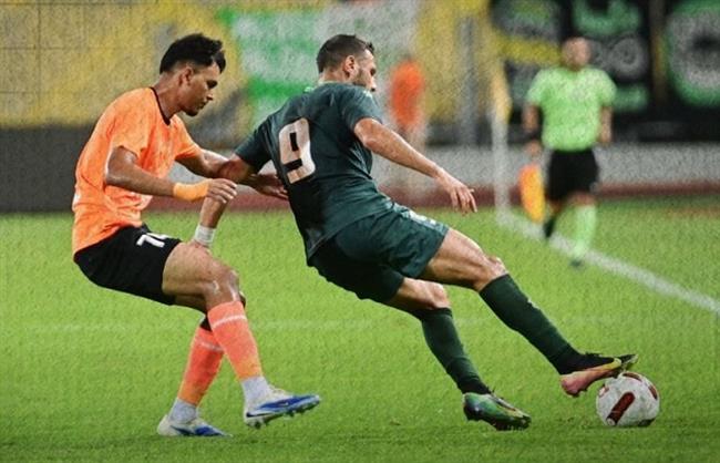 الدوري الممتاز.. شوط أول سلبي بين الاتحاد وفاركو 