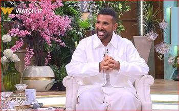 أحمد سعد: عمرو أهم واحد في حياتي وسامح صوت حلو.. وأمي علمتنا أهمية التعليم