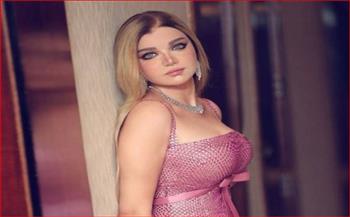 أول رد من ياسمين الخطيب على أزمة المنديل.. «اضطريت أتصرف»