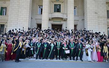 كلية الطب البيطري بجامعة القاهرة تحتفل بتخريج دفعة 2025 