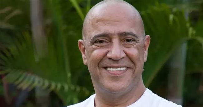 في عيد ميلاده.. أشرف عبد الباقي نجم الكوميديا وصانع الأجيال