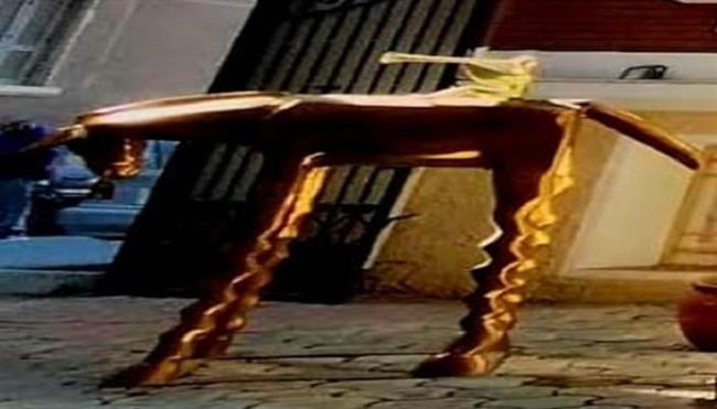 القبض على لص سرق «حمار »الفنان السيد عبده سليم من جاليري ضي الزمالك   