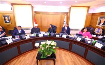 وزيرة التضامن تترأس اجتماع مجلس إدارة بنك ناصر الاجتماعي بعد إعادة تشكيله